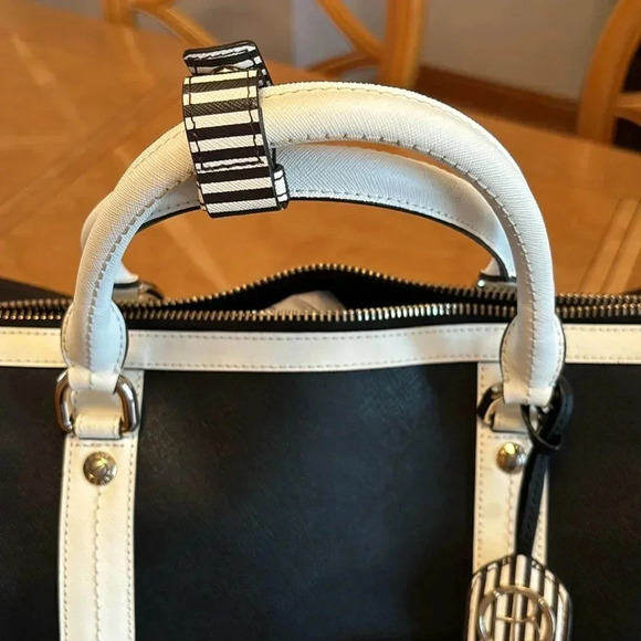 Henri Bendel West 57th Duffle Bag $1200 retail - Picture 2 of 12